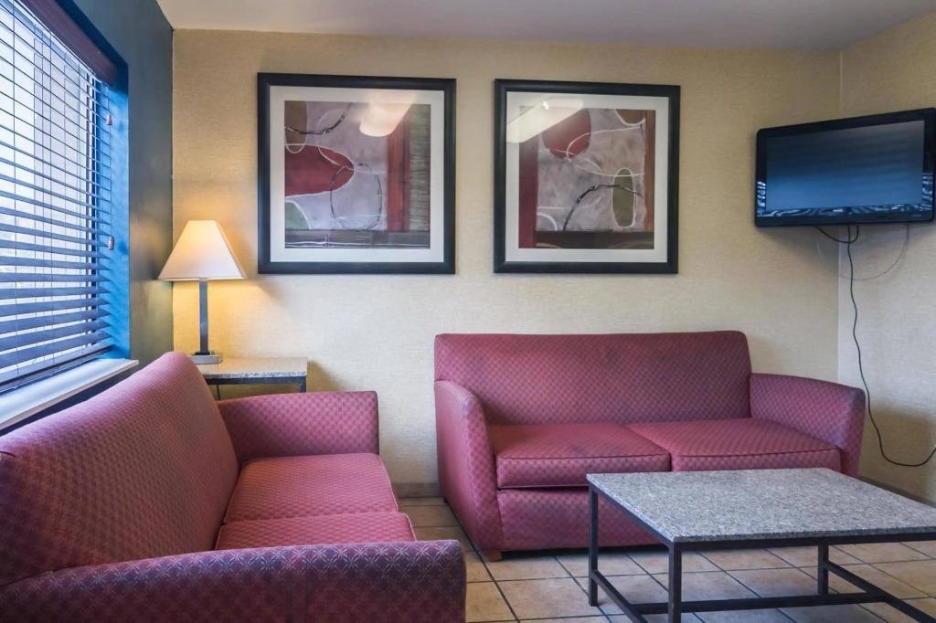 Motel 6-Madison, WI - East