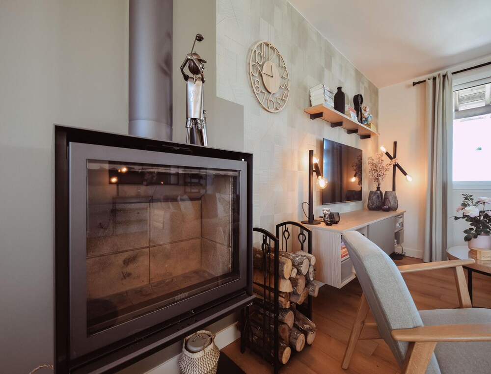 Holiday Home for 6 People in the Heart of Perigord