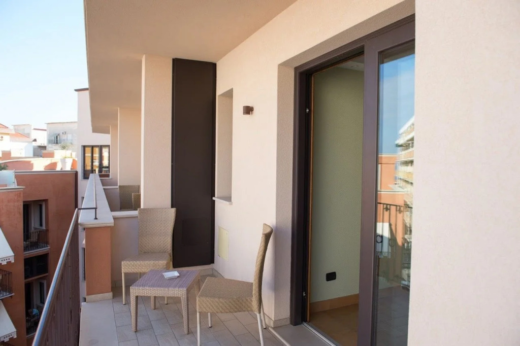 Artemis Hotel