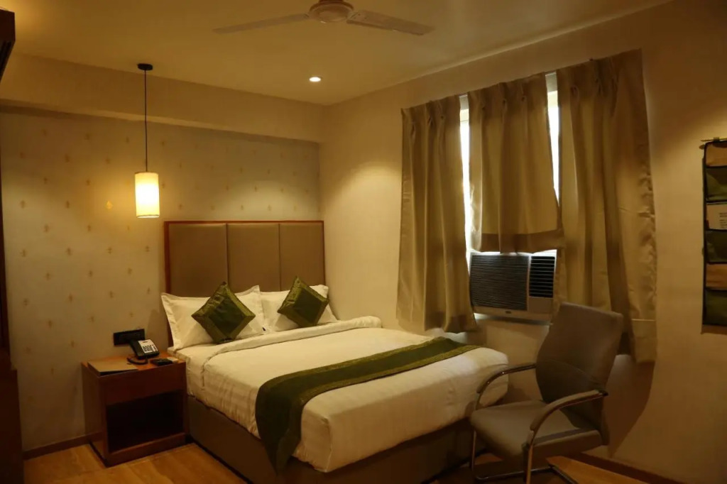 Hotel Reva Regency