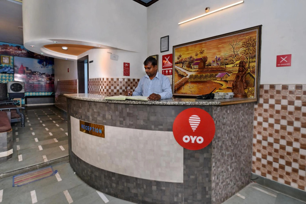 Super OYO 9928 Hotel Haveli Inn1