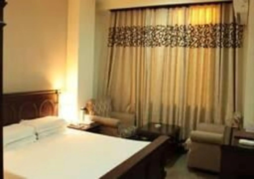 Hotel Rajmahal