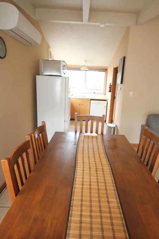 45 Conical Hill Road