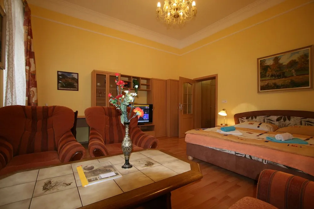 Apartment No. 6 Zahradní 31