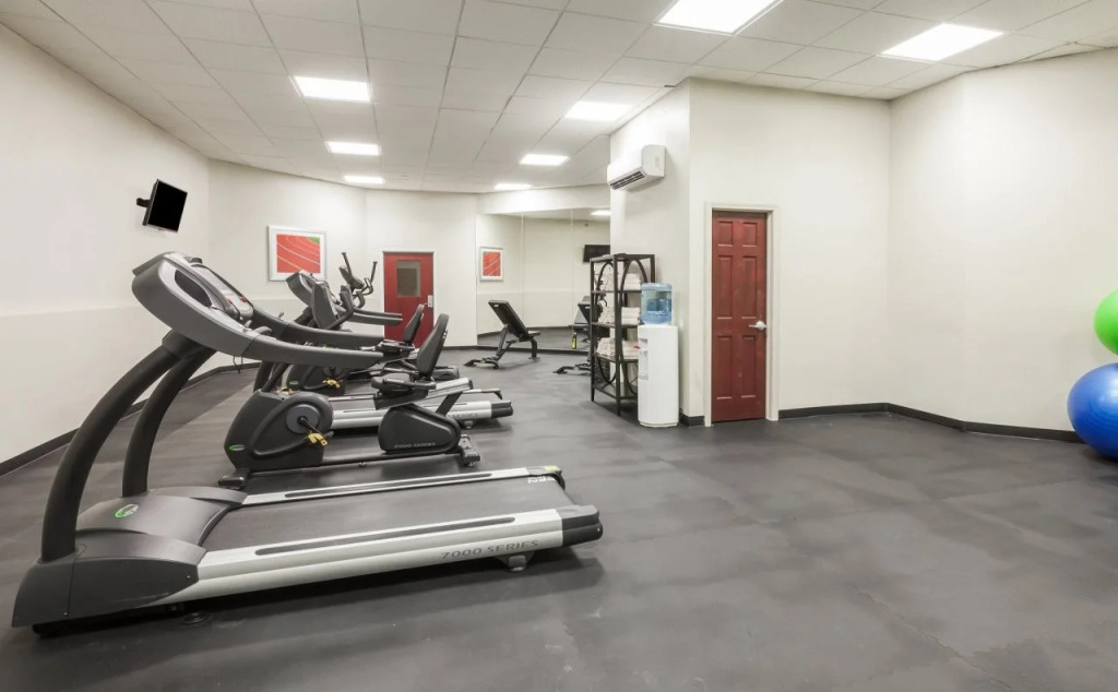 Holiday Inn Hotel & Suites Oklahoma City North by IHG