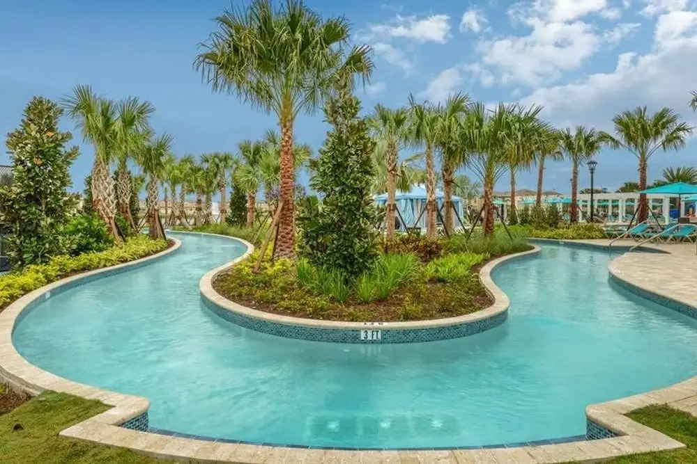 Windsor At Westside Luxury Pool 5 Bedroom Home by Redawning