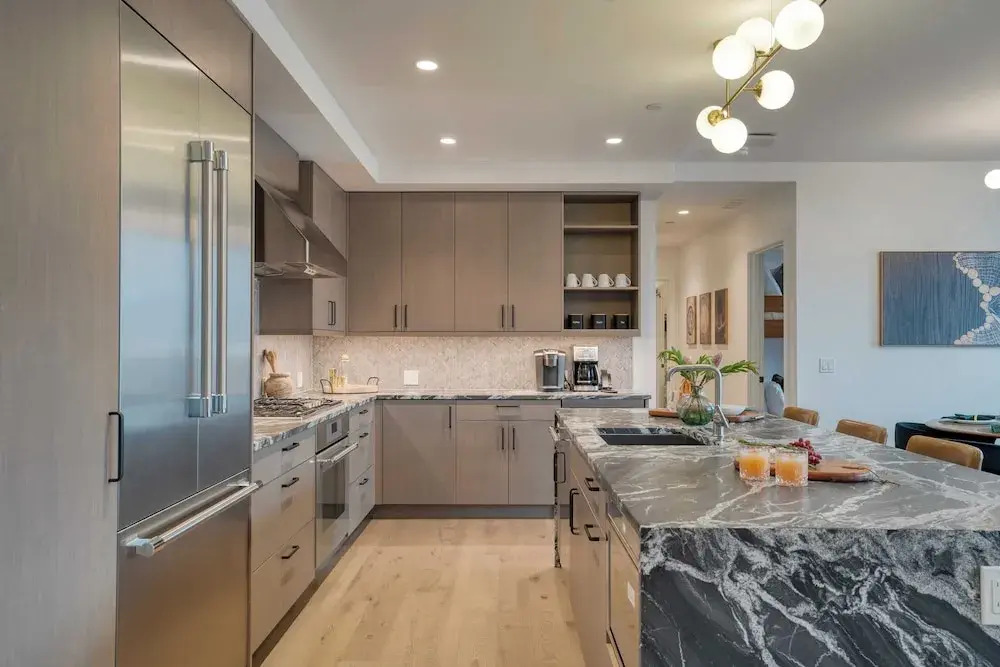 Alpine Oasis at Frontgate by Avantstay Luxe 3bdr Near Vail w/ Views Gym, Pool, Game Room