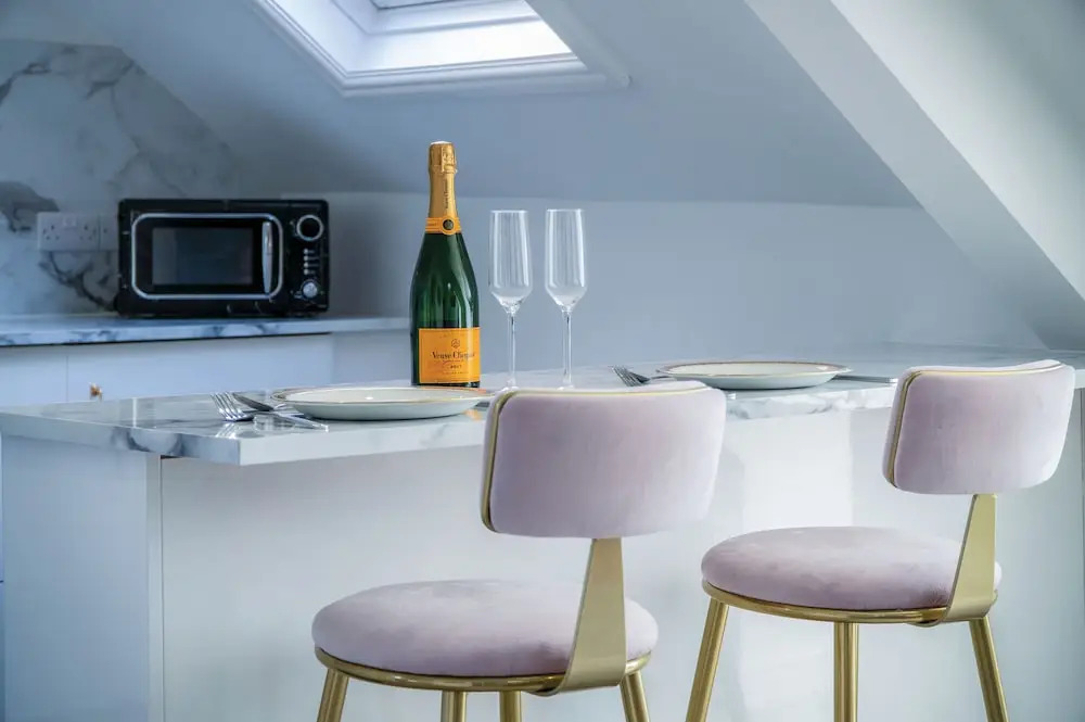 The Penthouse - Luxury 1 Bed - Panorama - Tenby