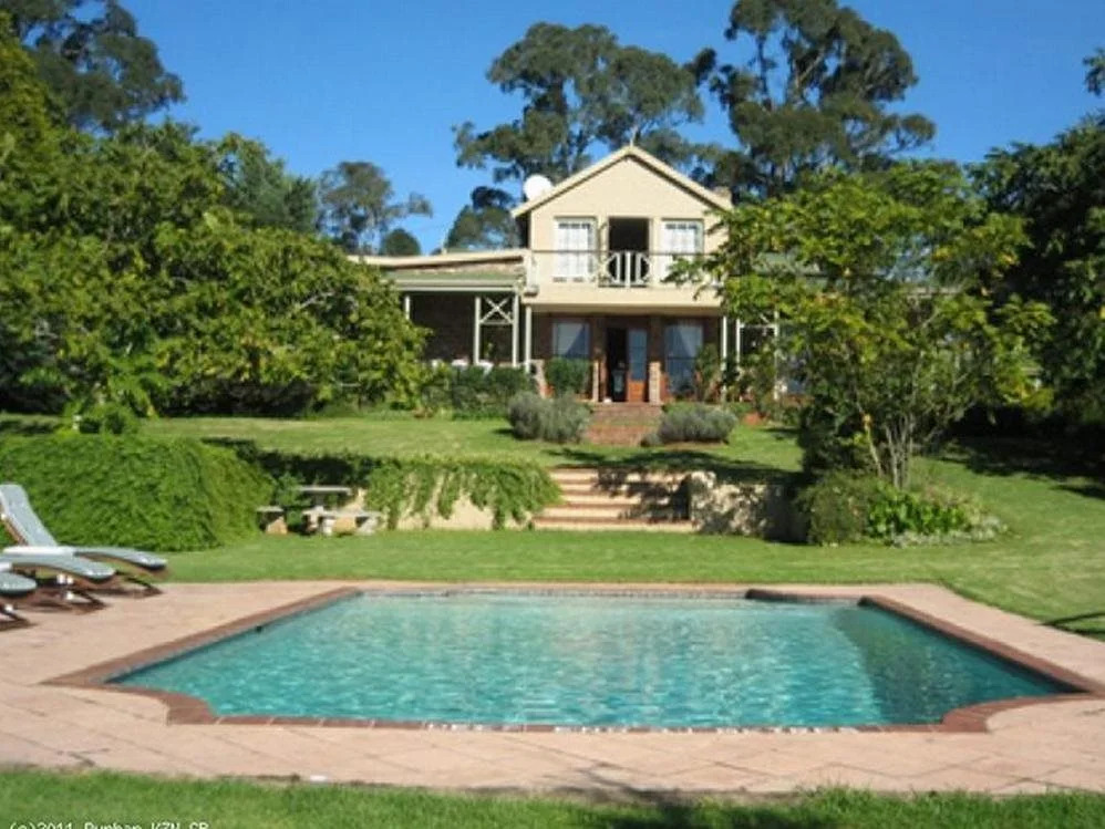 Halliwell Country Inn