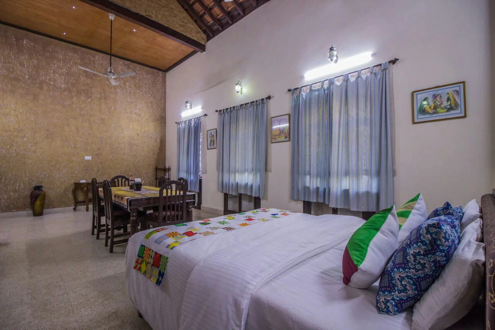 Nirvaah Villa - Socorro