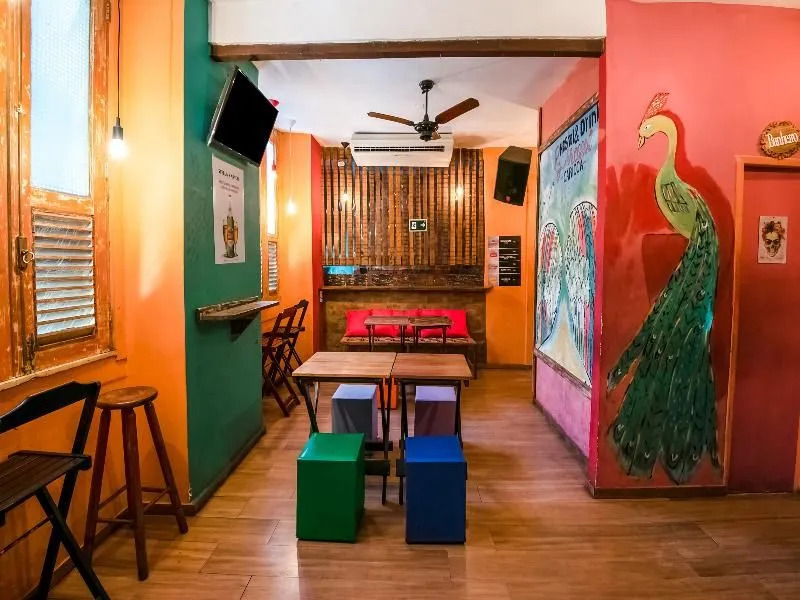 Oyo 131 Girassol Carioca