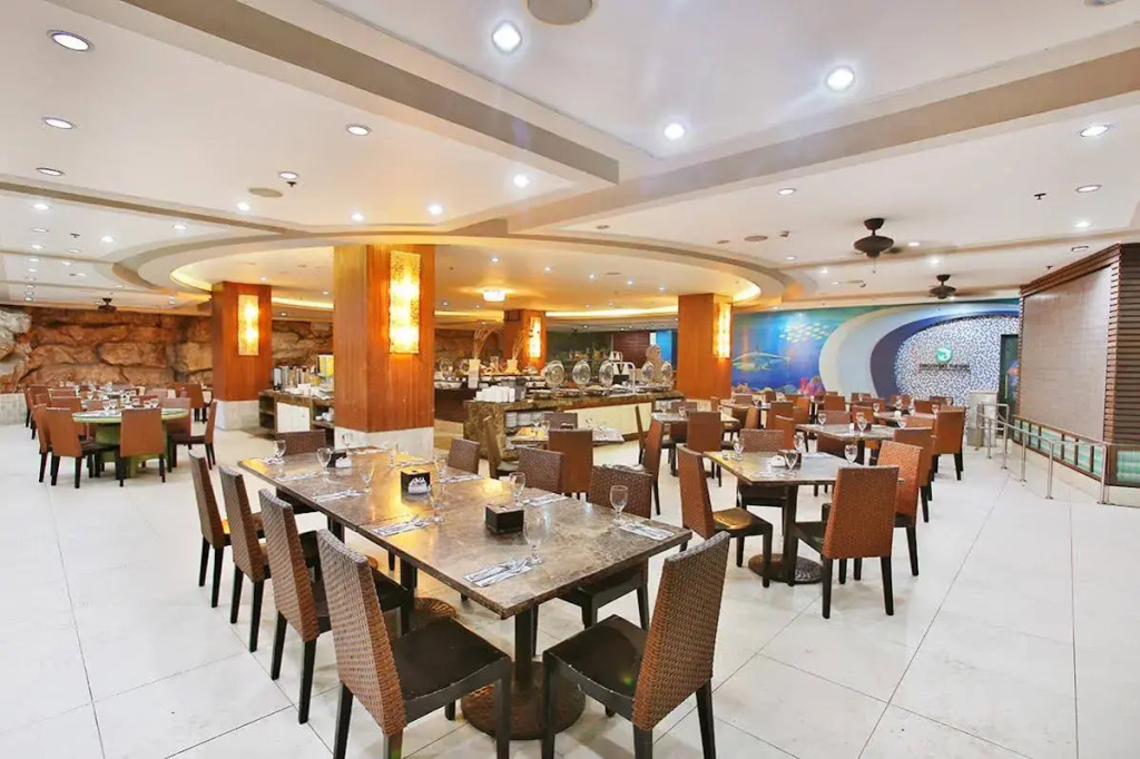 Crown Regency Resort and Convention Center