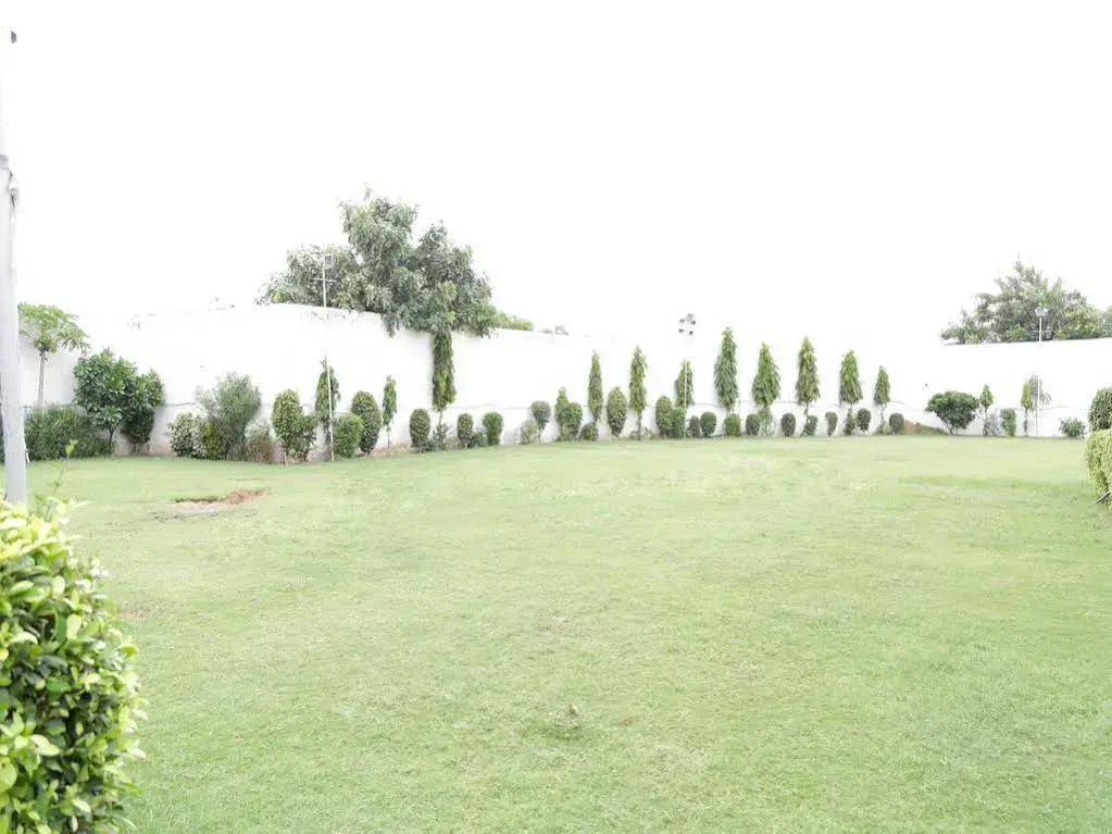 OYO 2166 Hotel KMahaveer