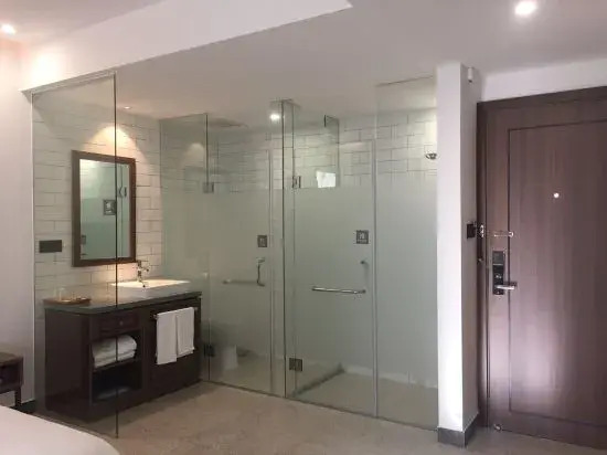 Yuyao Jjiangnanbusiness Hotel