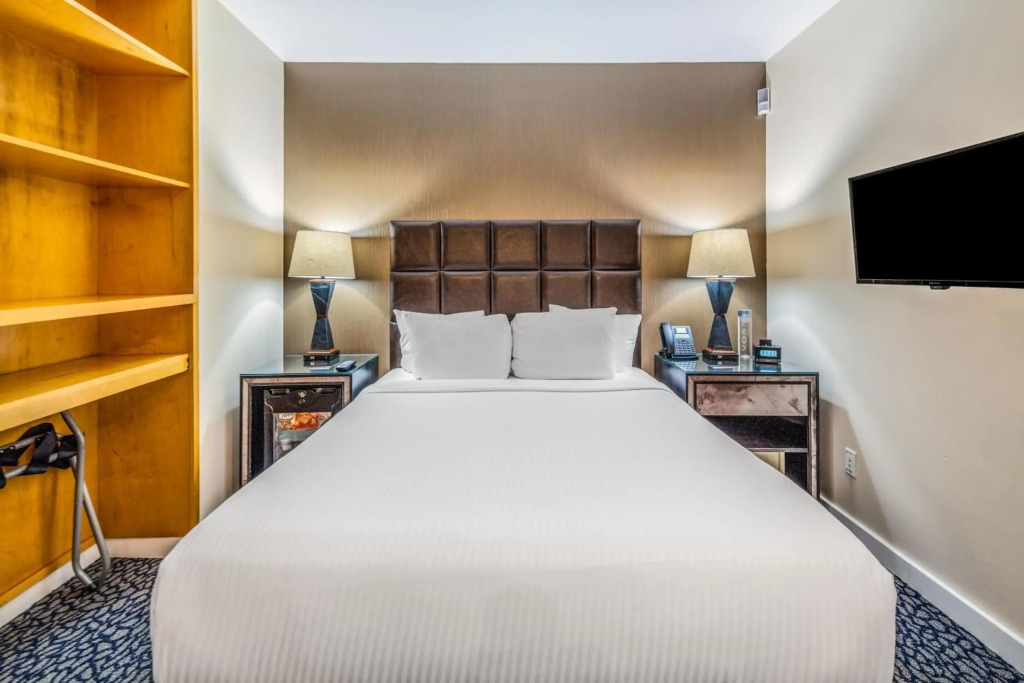 The Historic Blue Angel Hotel Lexington Ave, an Ascend Collection