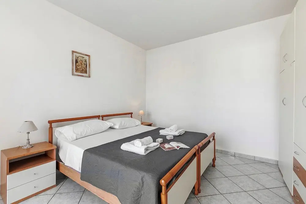 Porto Relax Apartments With Sea View