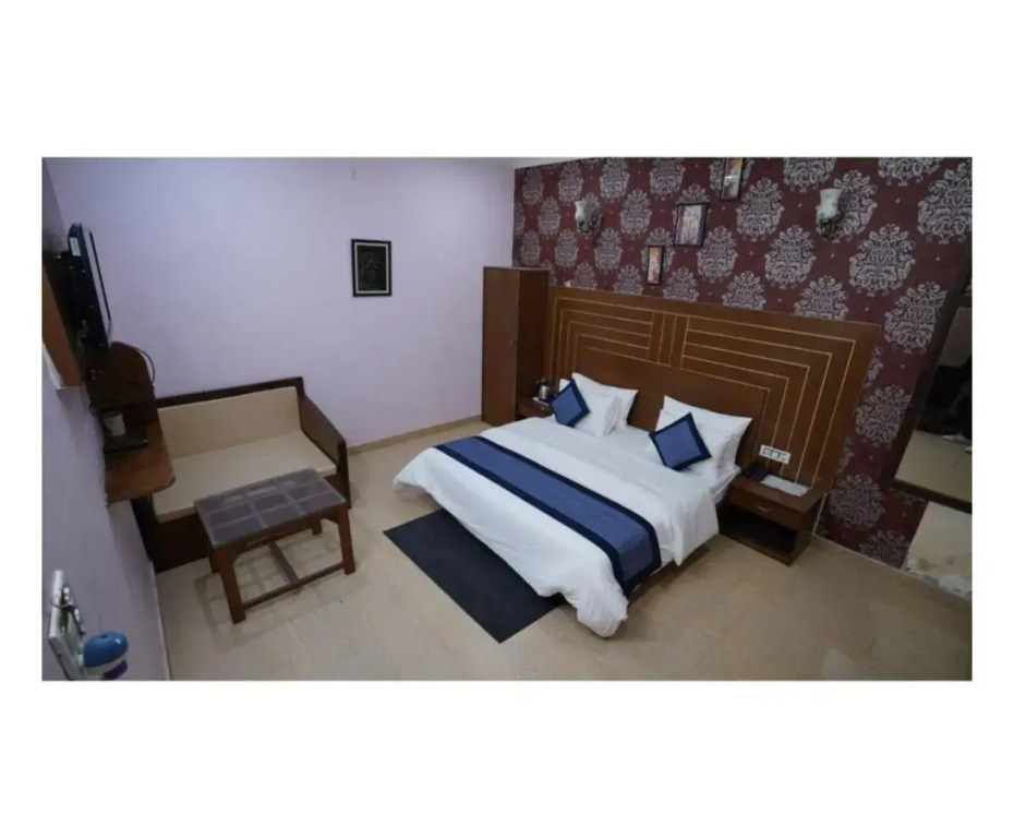 HR DUKES DEN RESORT