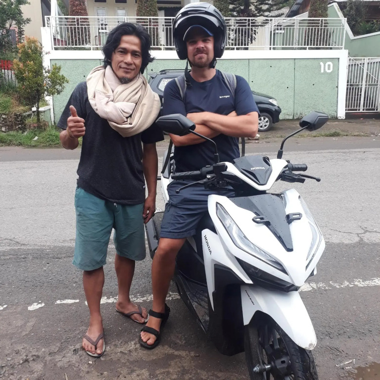 Manubackpacker'Zero Star'Toraja