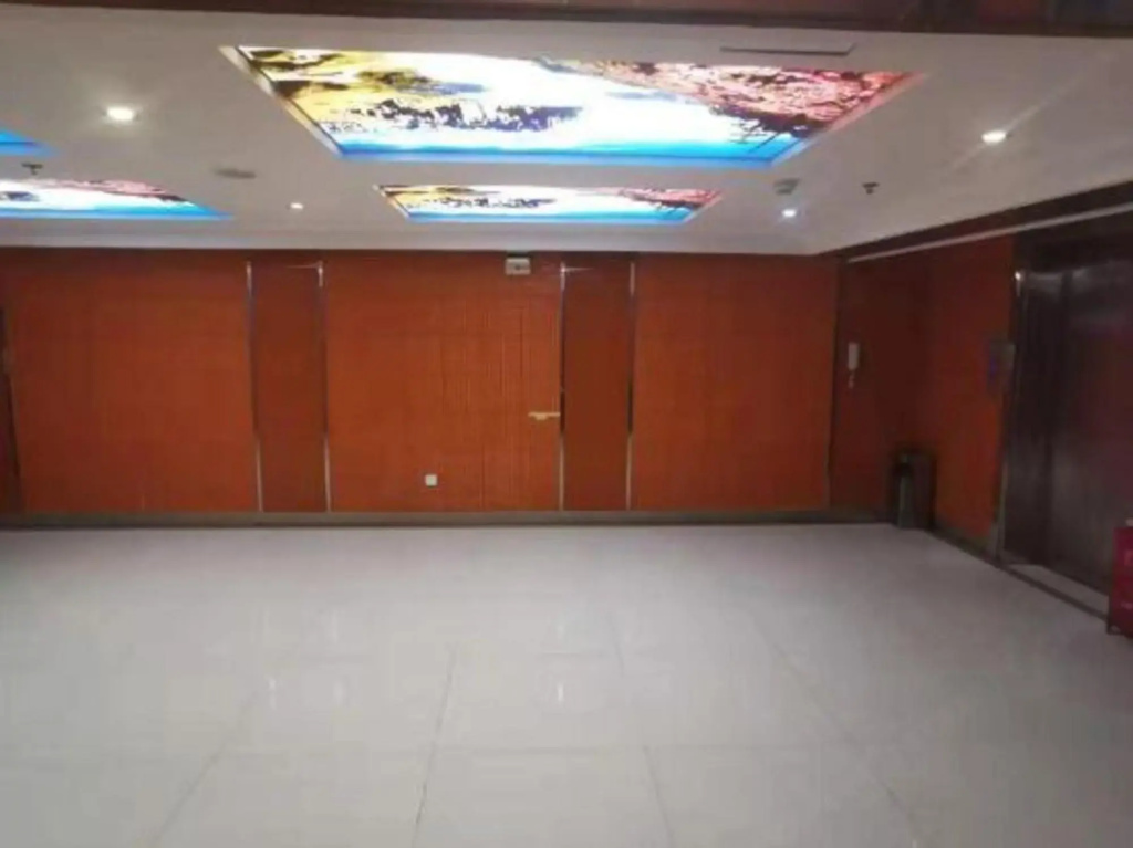 Shengjing Yijia Hotel
