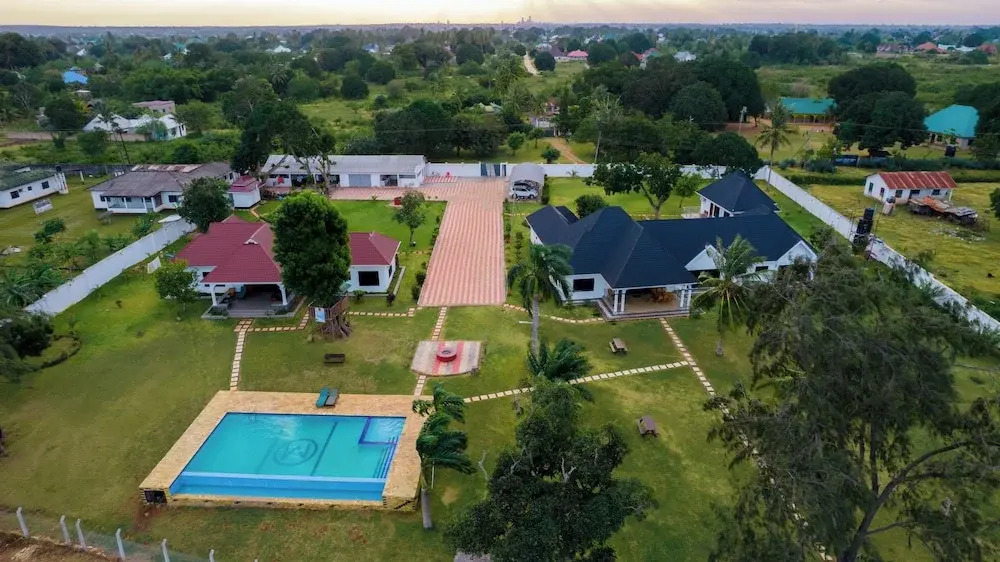 Mwambani Beach Villas