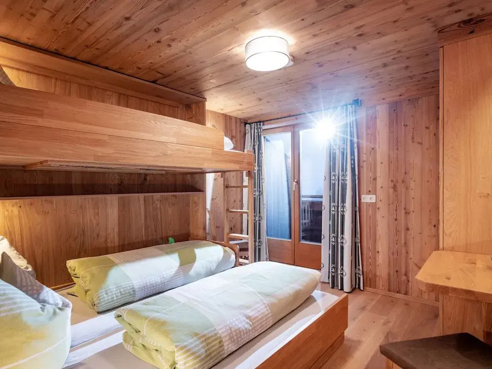 Wooden Apartment With Mountain View