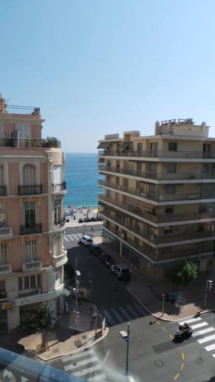 2 Pieces, Centre Ville, 50 Metres Plages Et Mer.