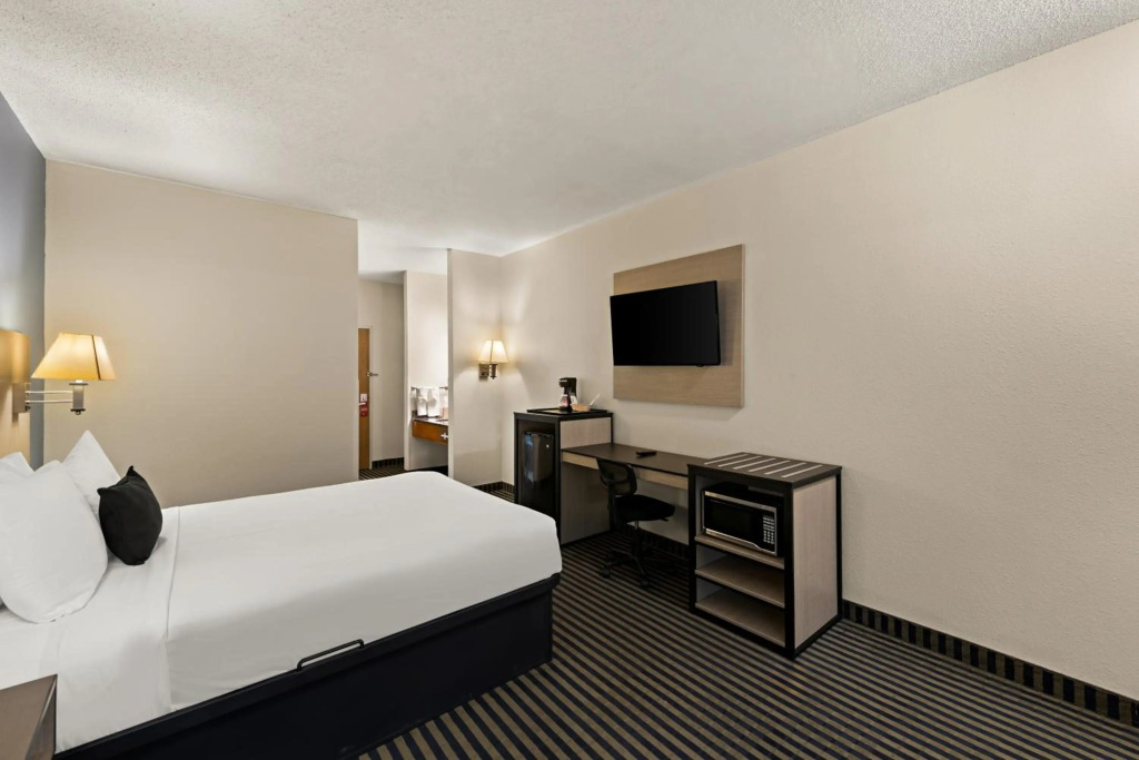 Red Lion Inn & Suites Gretna - Omaha SW