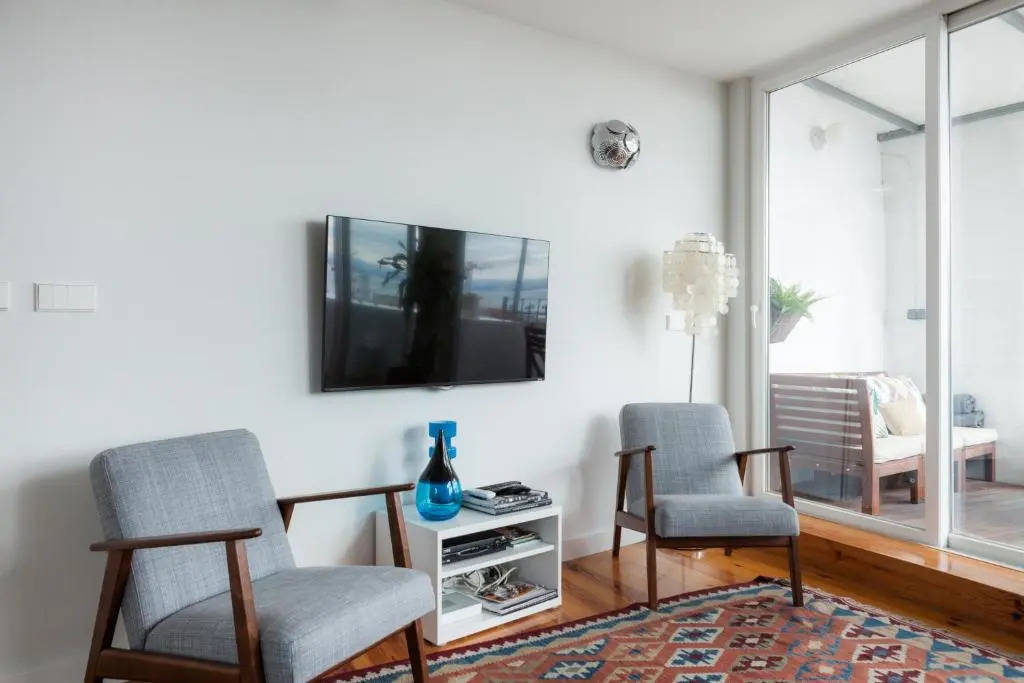 Amazing Rooftop Terrace With River And Historic City View 4 Bedrooms 4 bathrooms AC 19th Century Building Chiado