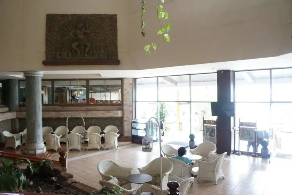Hotel Petchkasem Grand