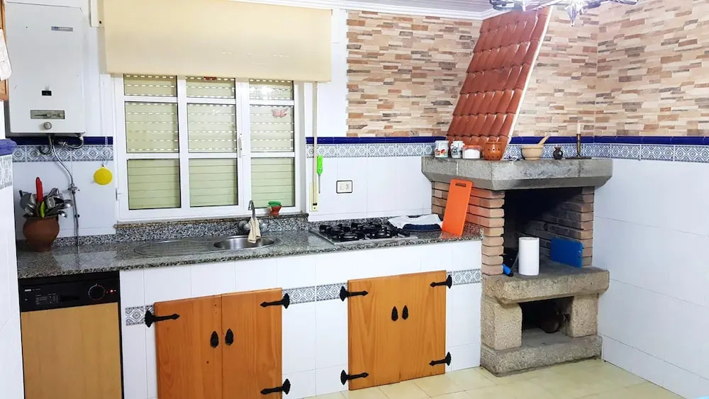 House With 3 Bedrooms in Viveiro, With Wonderful sea View, Balcony and Wifi
