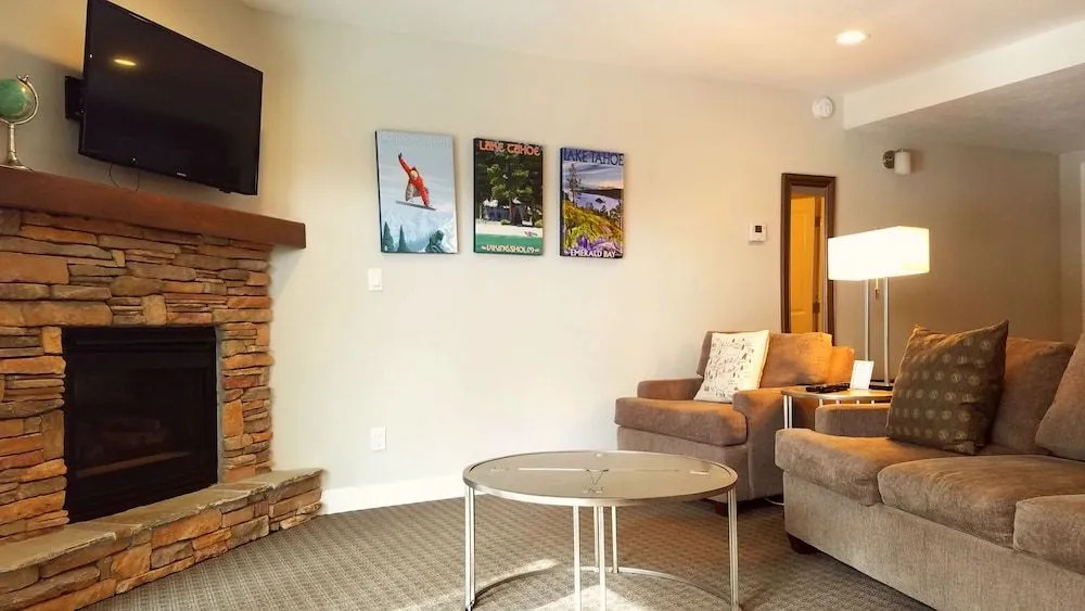Deerfield Lodge at Heavenly