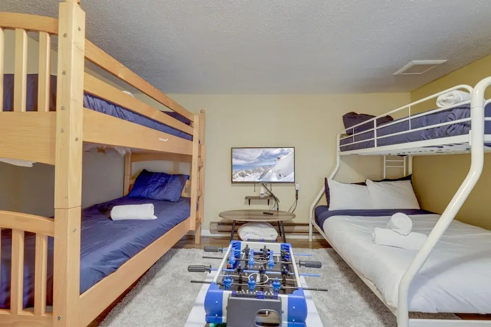 Pocono Paradise Ultimate Camelback Getaway 4 Bedroom Townhouse