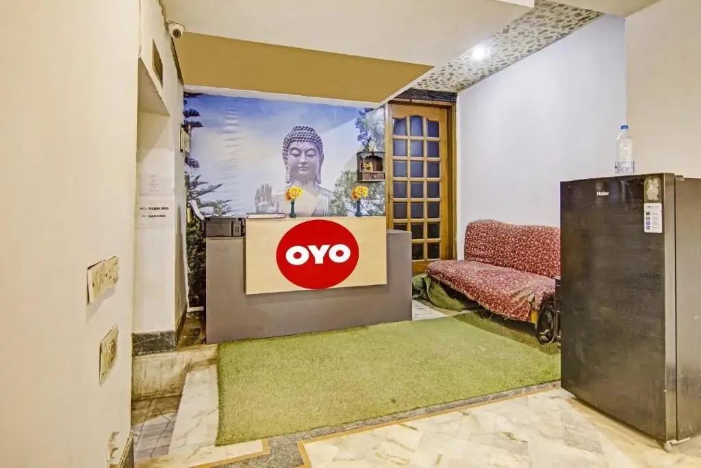 OYO 89341 The Premium Villa