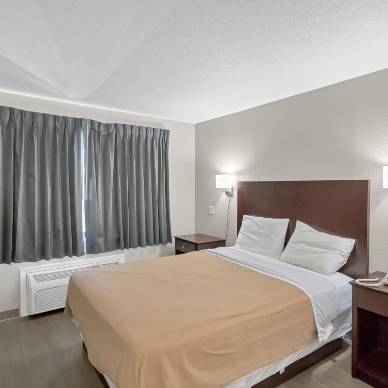 Bridgeview Inn