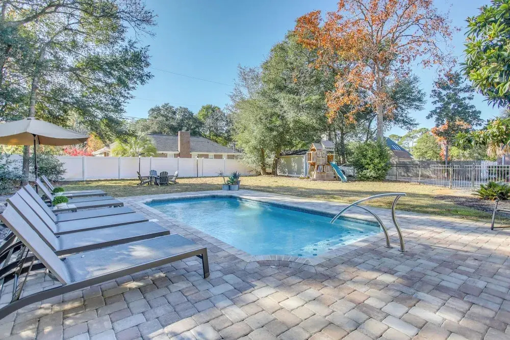 Walk to Beach: Myrtle Beach Home w/ Saltwater Pool