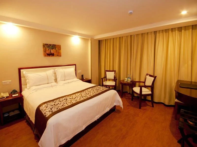 Greentree Inn Sanya Bar Street Linchunhe Road Business Hotel