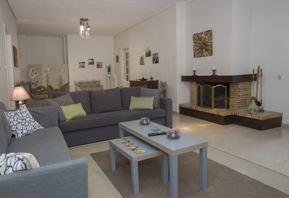 Family Holidays Apartment in Glyfada by GHH