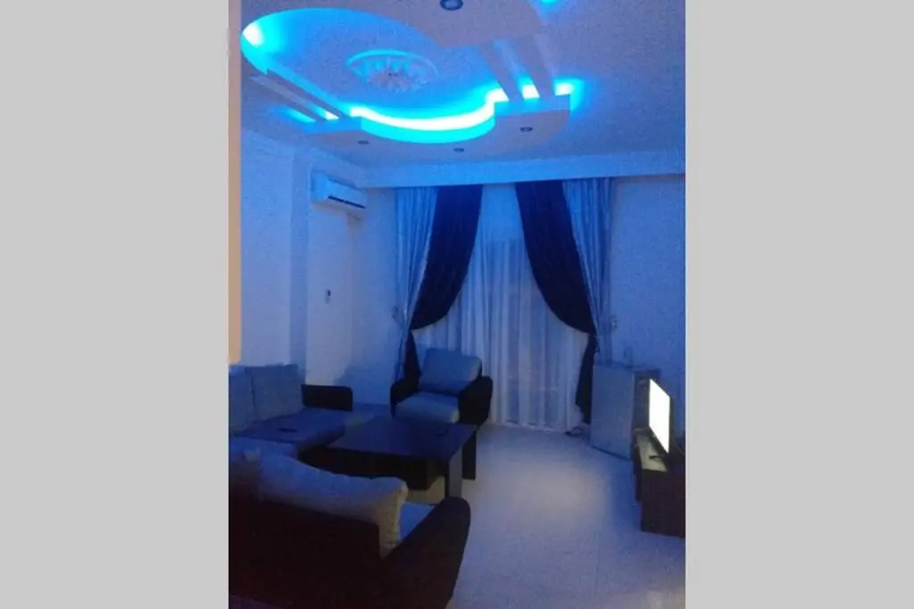 Apartmen with pool in Sheraton plaza Marina 301