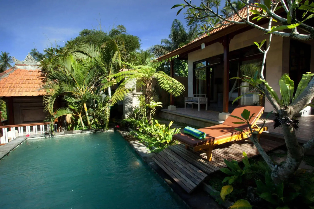 Segening Villa