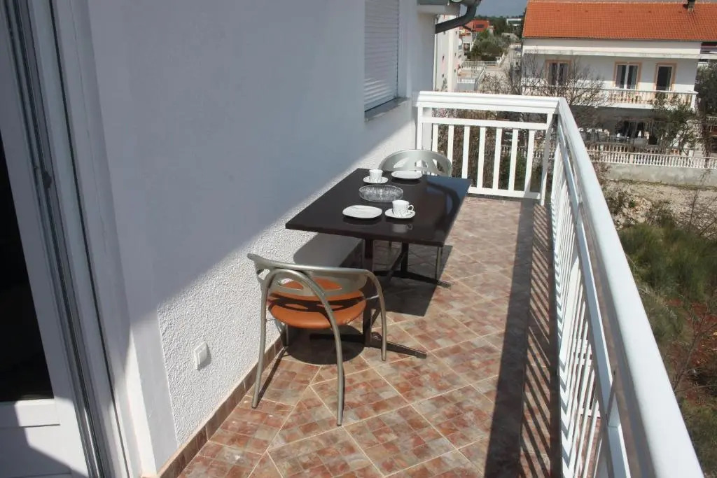 Apartmani I+J Miletic