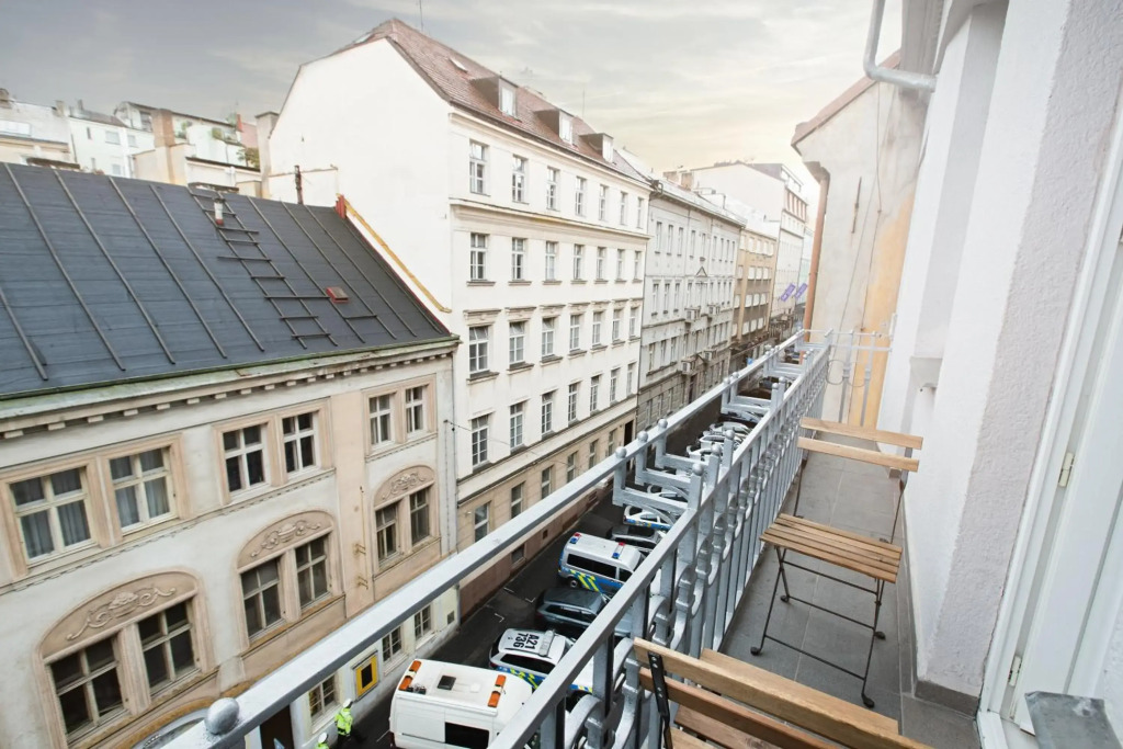 Luxury Central 150m2 Apartment on Wencelas Square with Private Garage
