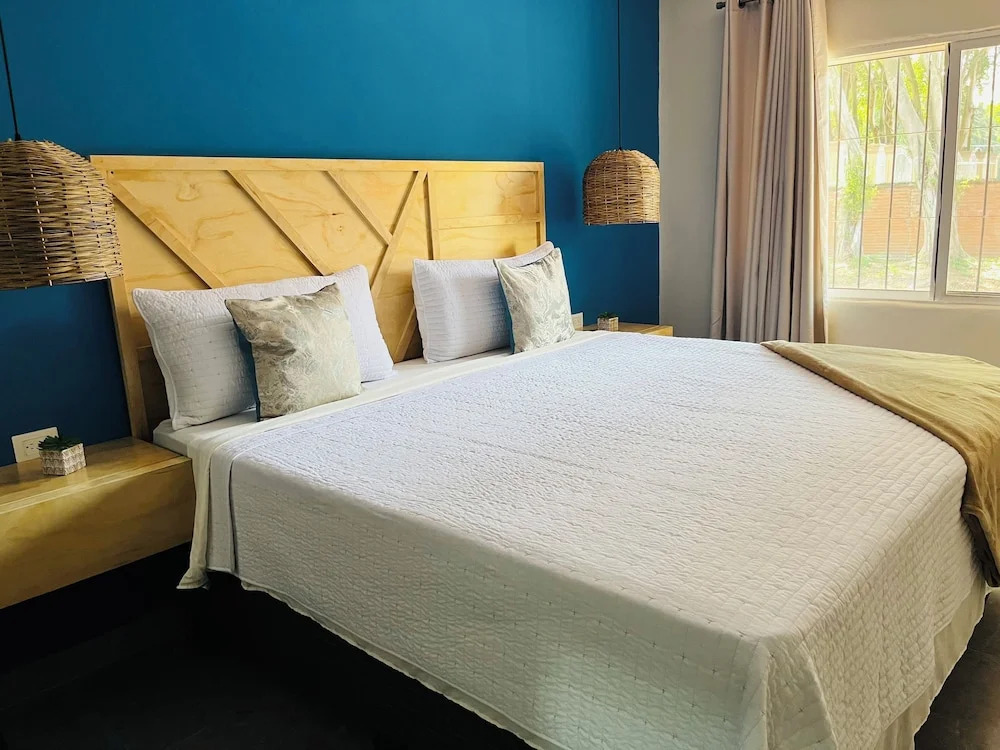 WE Hotel, La Lima