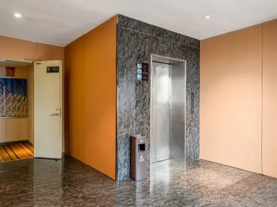 Zhiyouliangpin Hotel (Foshan Lingnan Xintiandi Zumiao Subway Station Branch)