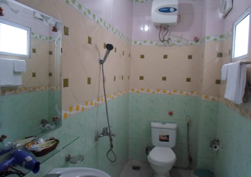 Avi Airport Hotel