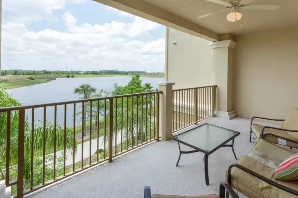 4804 Cayview Ave 306 3 Br condo by RedAwning