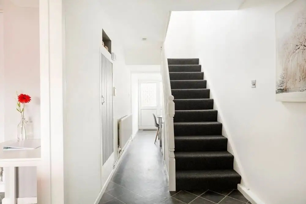 City Centre House FREE PARKING