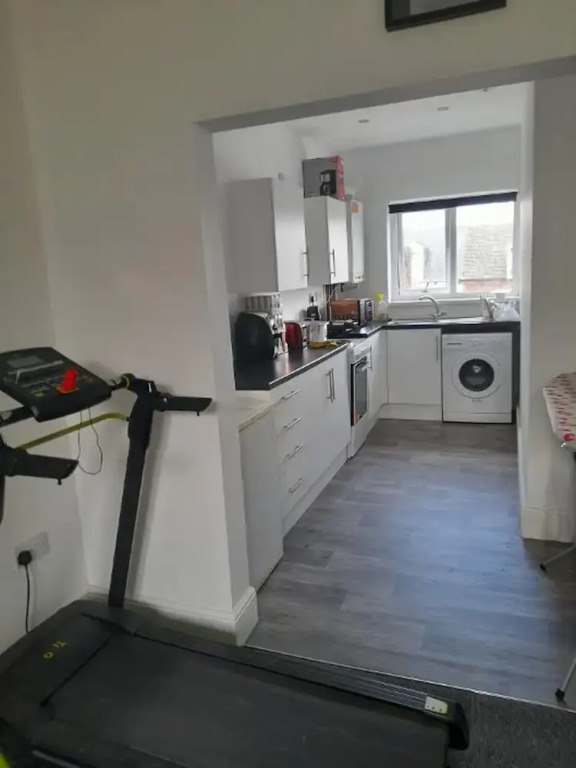 2-bed Apartment Near Beaches & Attractions Petsok