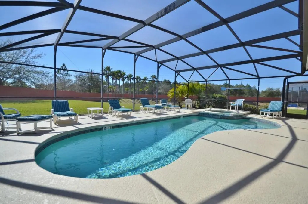 406 Solana 6 Bedrooms, 3 Bathrooms
