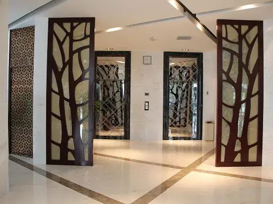 Wutongshu Holiday Hotel