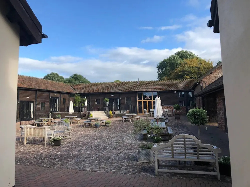 Muddifords Court